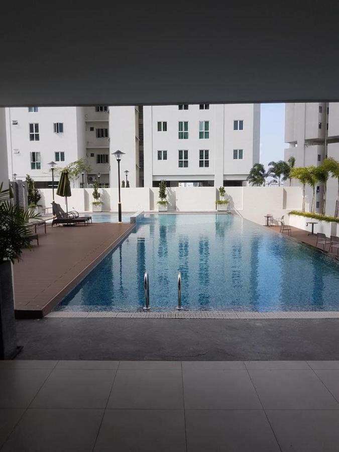 Straits Garden Suites By Yen'S Sojourn George Town Eksteriør billede